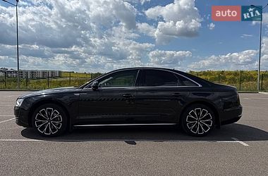 Седан Audi A8 2012 в Рівному