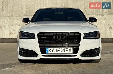 Седан Audi A8 2017 в Киеве