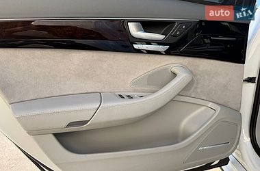 Седан Audi A8 2017 в Киеве