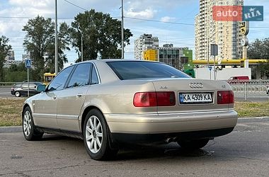 Седан Audi A8 2000 в Києві