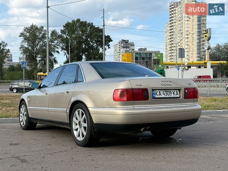 Седан Audi A8 2000 в Києві