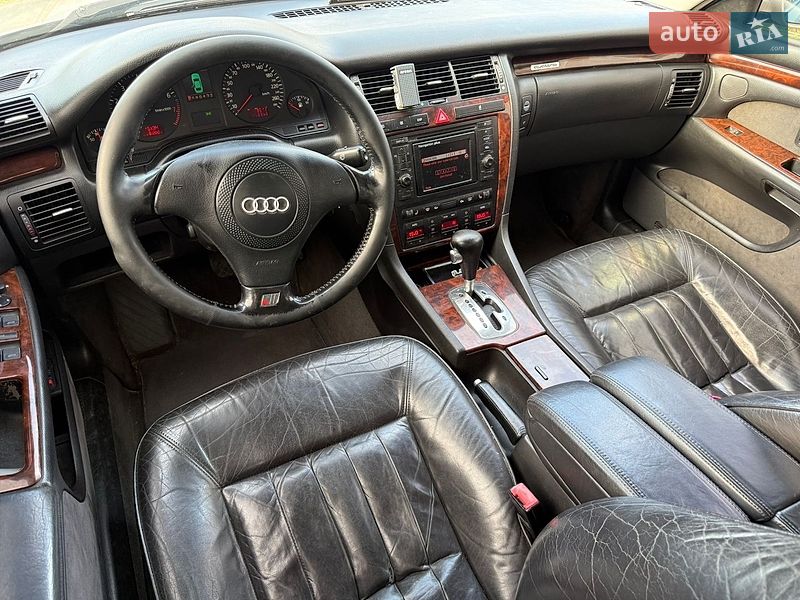 Седан Audi A8 2000 в Києві