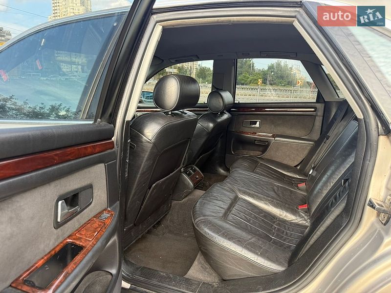 Седан Audi A8 2000 в Києві