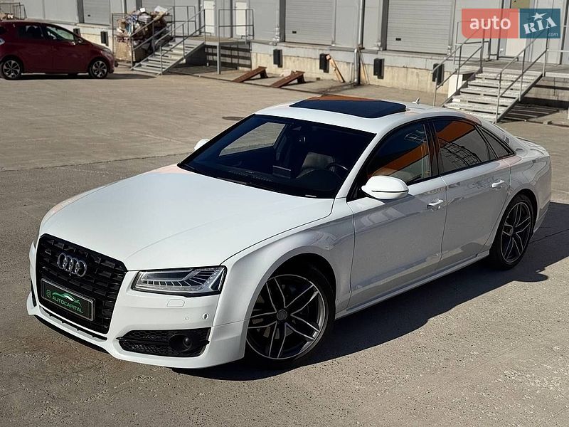 Седан Audi A8 2017 в Києві