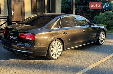 Седан Audi A8 2013 в Киеве