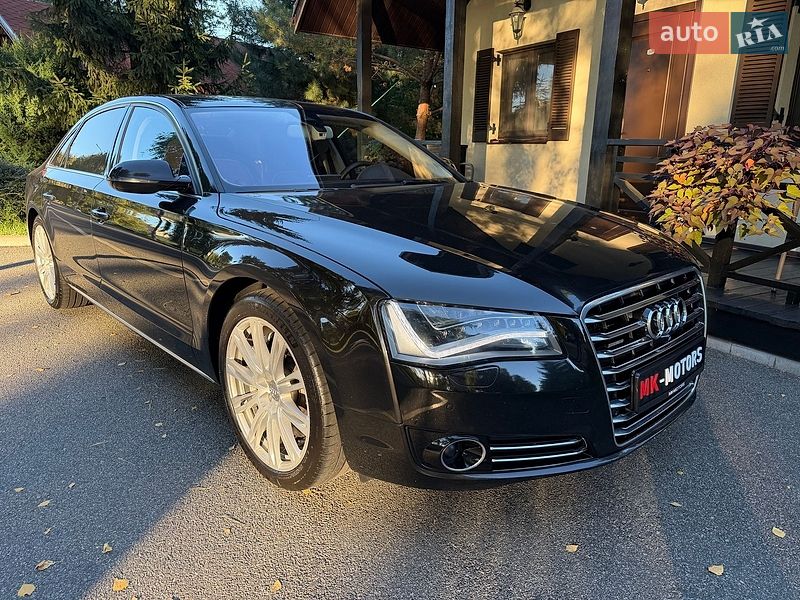 Седан Audi A8 2013 в Киеве