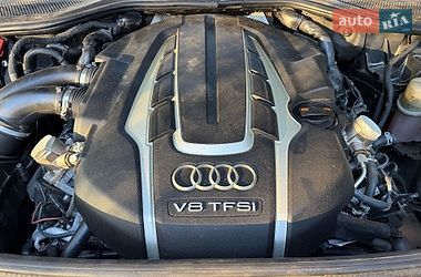Седан Audi A8 2013 в Киеве