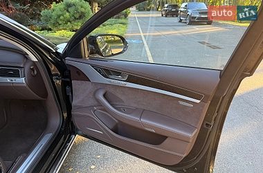Седан Audi A8 2013 в Киеве