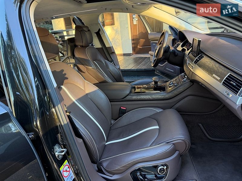 Седан Audi A8 2013 в Киеве