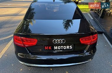 Седан Audi A8 2013 в Киеве