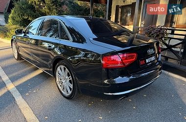 Седан Audi A8 2013 в Киеве