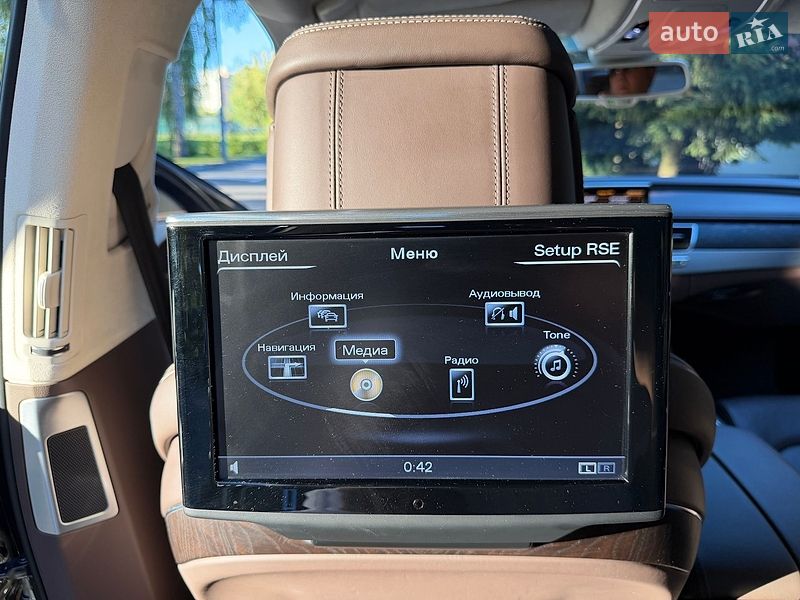 Седан Audi A8 2013 в Киеве