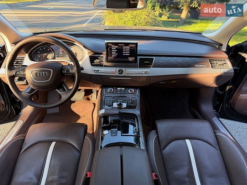 Седан Audi A8 2013 в Киеве