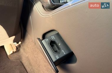Седан Audi A8 2013 в Киеве