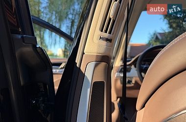 Седан Audi A8 2013 в Киеве