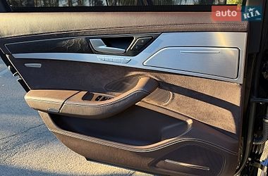 Седан Audi A8 2013 в Киеве