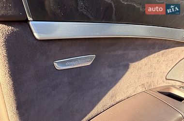 Седан Audi A8 2013 в Киеве