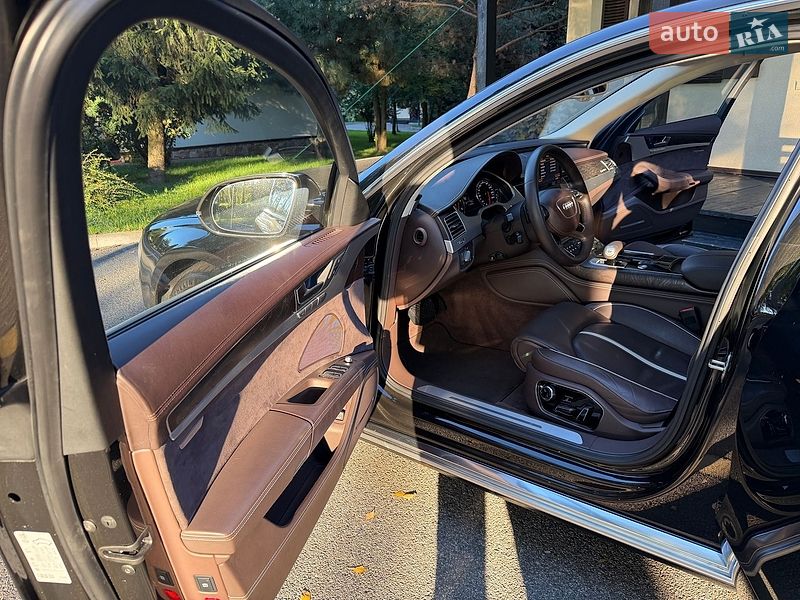 Седан Audi A8 2013 в Киеве
