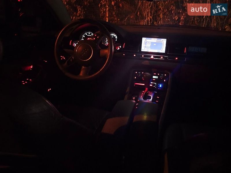Седан Audi A8 2003 в Запорожье