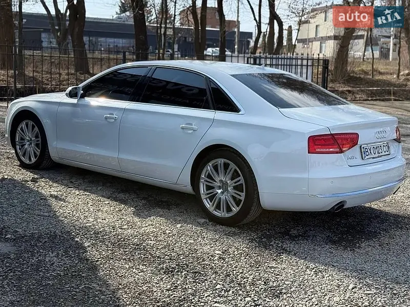 Audi A8 2012