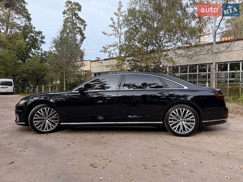Седан Audi A8 2019 в Києві