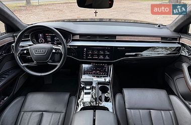 Седан Audi A8 2019 в Києві