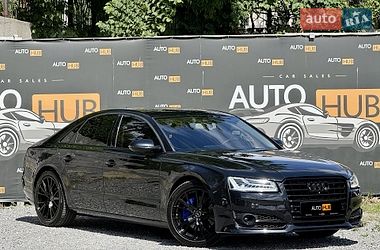 Седан Audi A8 2012 в Полтаві