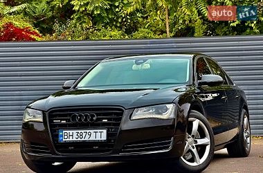 Седан Audi A8 2010 в Одесі