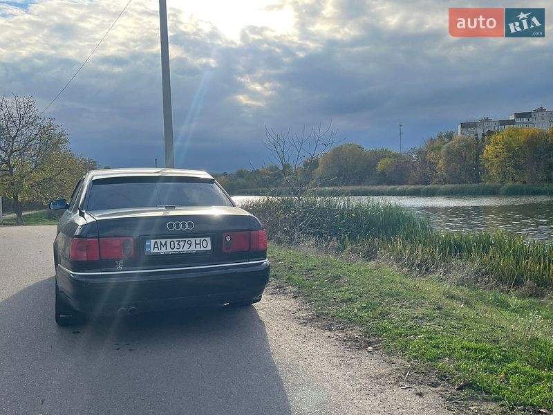 Седан Audi A8 2001 в Белой Церкви