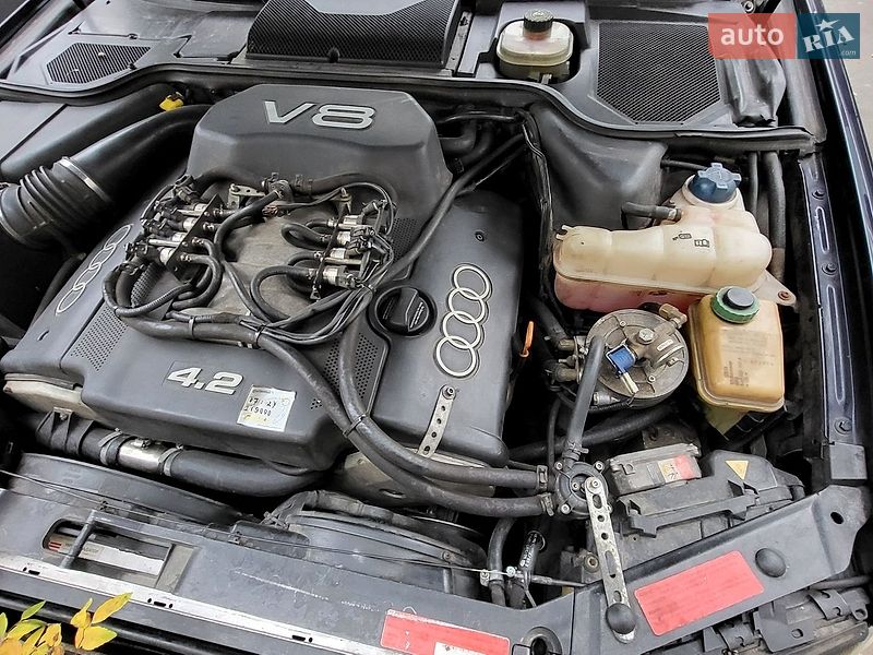 Седан Audi A8 1998 в Броварах
