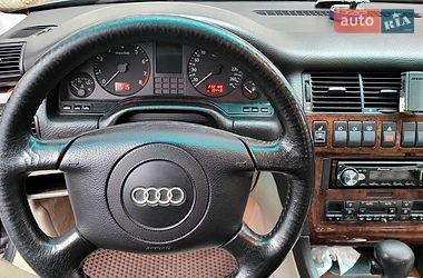Седан Audi A8 1998 в Броварах