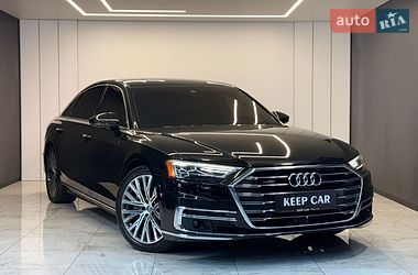 Седан Audi A8 2019 в Одесі