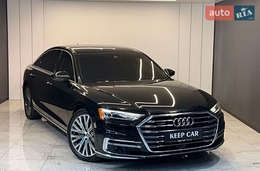 Седан Audi A8 2019 в Одесі