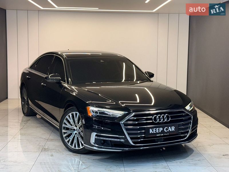 Седан Audi A8 2019 в Одесі