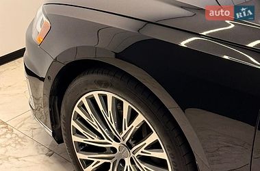 Седан Audi A8 2019 в Одесі