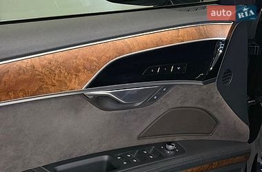 Седан Audi A8 2019 в Одесі