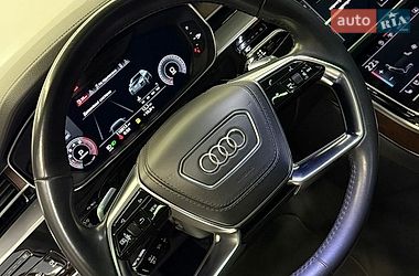Седан Audi A8 2019 в Одесі