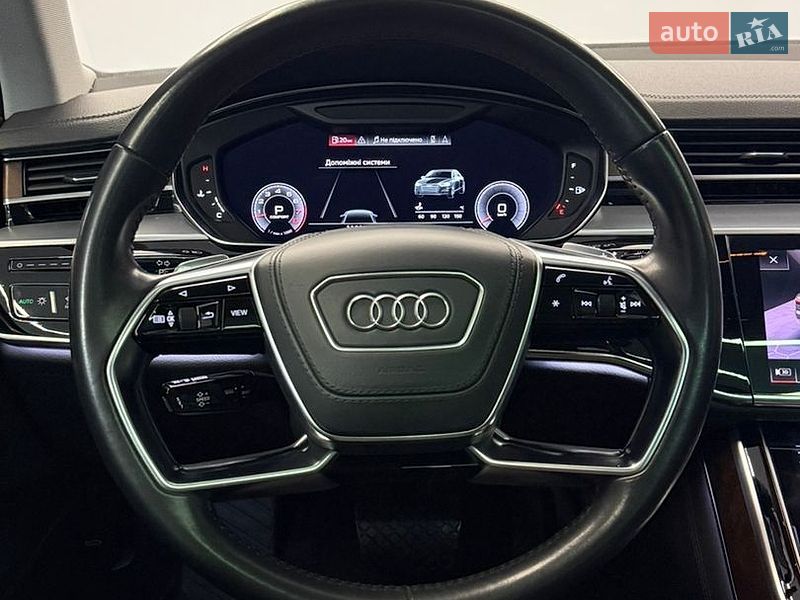 Седан Audi A8 2019 в Одесі
