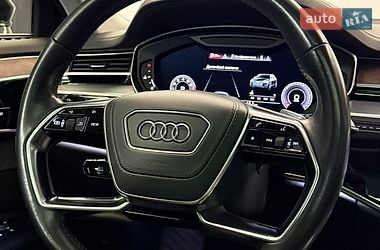 Седан Audi A8 2019 в Одесі