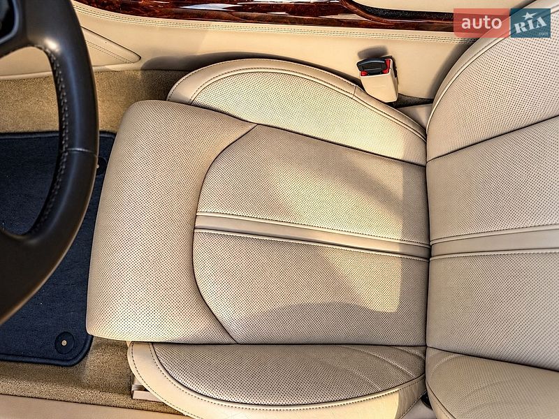 Седан Audi A8 2013 в Харькове