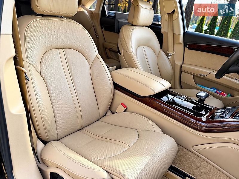Седан Audi A8 2013 в Харькове