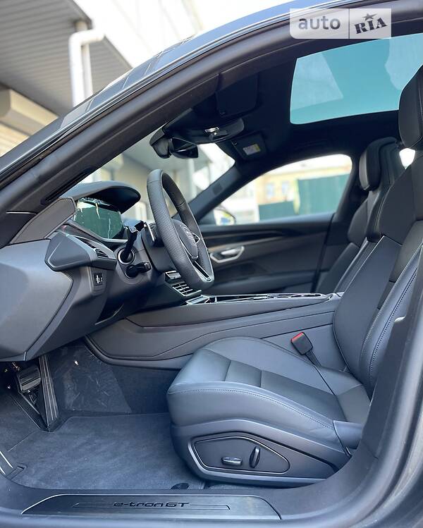 Лифтбек Audi e-tron GT 2022 в Киеве