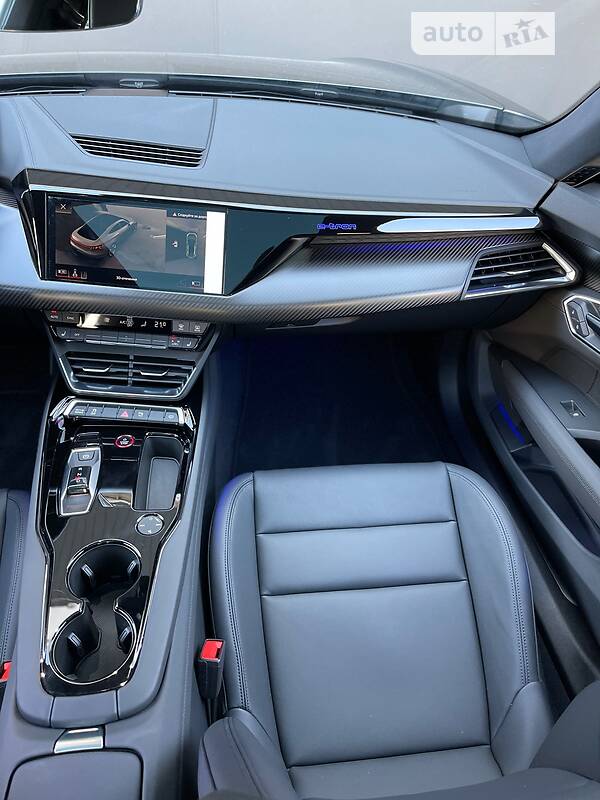 Лифтбек Audi e-tron GT 2022 в Киеве