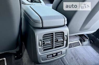 Ліфтбек Audi e-tron GT 2022 в 