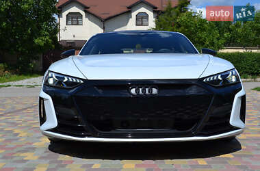 Лифтбек Audi e-tron GT 2023 в 