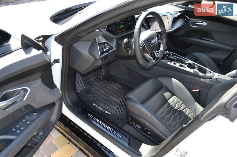 Лифтбек Audi e-tron GT 2023 в Харькове