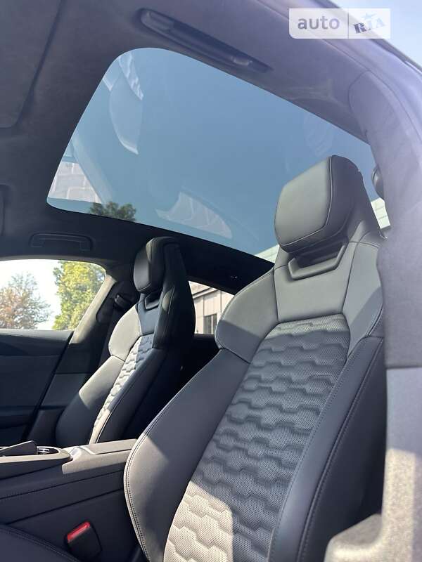 Лифтбек Audi e-tron GT 2022 в Киеве