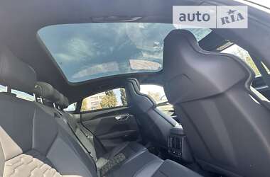 Лифтбек Audi e-tron GT 2022 в 