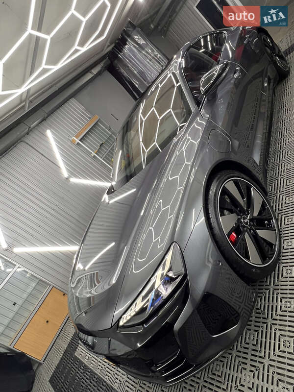 Лифтбек Audi e-tron GT 2022 в Киеве