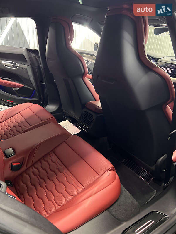 Лифтбек Audi e-tron GT 2022 в Киеве